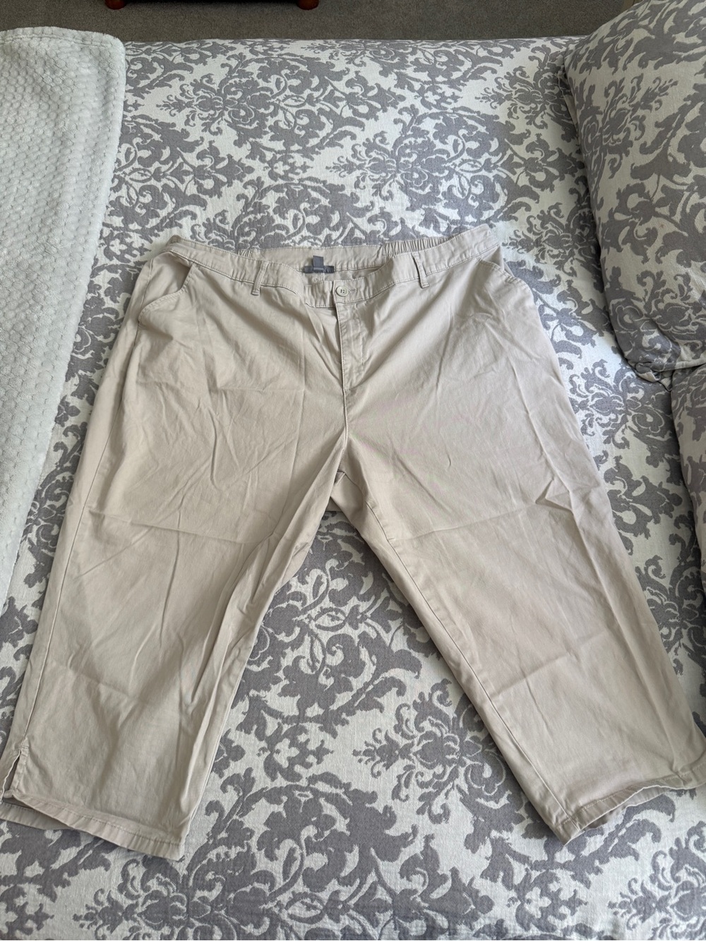 Capri Pants